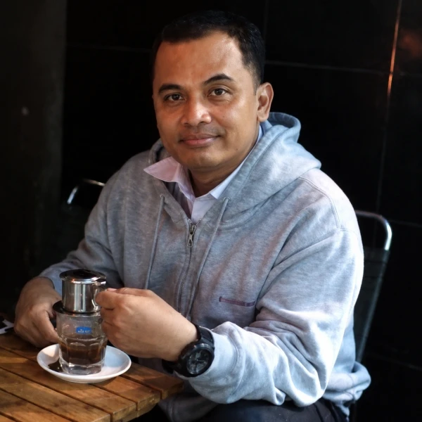 Iman Saputra